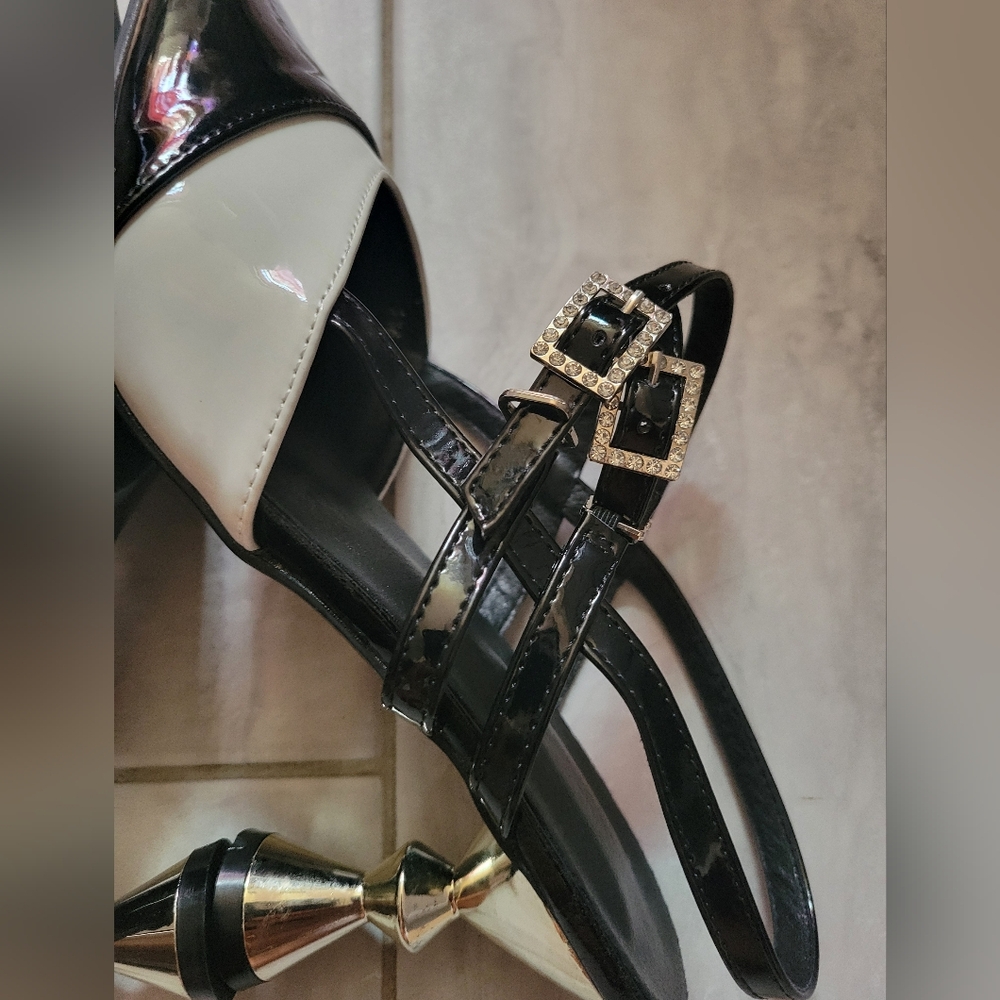 Kaigelin Elegant High Heels Women Contrast Color Pointy Toes Shoes SZ 11 - Picture 7 of 16